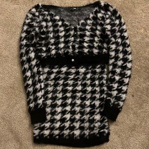 2 piece set black and white